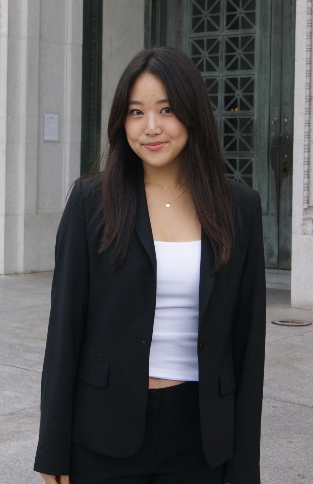 Tara Kim portrait